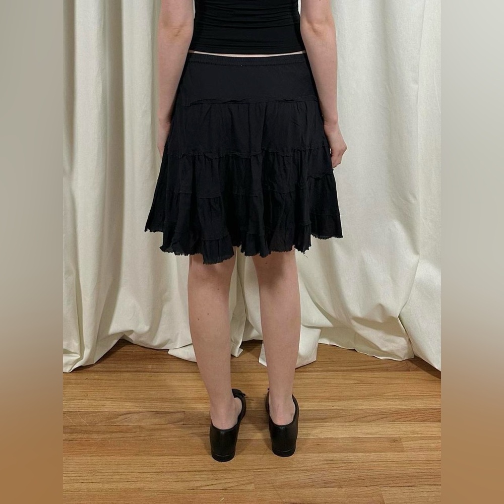 Tiered Knee Length Skirt - Picture 4 of 8